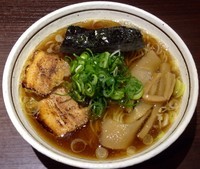 「醤油そば　730円」@麺屋はなび 新宿店の写真
