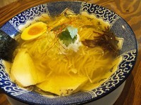 「あっさり魚だし魚ラーメン　塩　税込864円」@ラーメン とりたまの写真