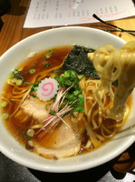 「醤油らーめん」@らぁめん 真の写真