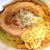 「塩ラーメン」@手打ちラーメン創房 舌笑家の写真