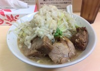 「ラーメン（麺少なめ・野菜少なめ・にんにく・あぶら）」@自家製ラーメン 大者の写真