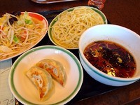 「半つけそば、野菜炒め、餃子２ヶ（Aセット）」@大勝軒の写真