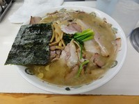 「青島チャーシュー大盛り　870円　麵硬め」@青島食堂 秋葉原店の写真