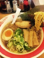 「甘露醤油らーめん¥680」@元家うめのや 坂戸店の写真