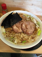 「中華そば大盛り」@中華そば 葉山の写真