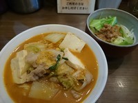 「【限定】キムチチゲラーメン700円＋ジロめし(サービス)」@INOSHOWの写真