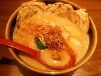 「北海道味噌漬け炙りチャーシュー麺(並盛・160g)1,080」@麺場 田所商店 高崎店の写真