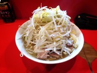 「小ラーメン ニンニクヤサイカラメ」@ラーメン二郎 府中店の写真