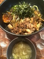 「まぜそば黒　900円」@中華そば まぜそば 白夢の写真