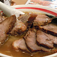 「チャーシュー麺(大盛)800円+チャーシュー4枚220円」@悠河らーめんの写真