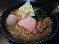 「【土日限定】漢の豚骨正油ラーメン　（大盛り）　＋味玉：㋚券」@ラーメン なんまつの写真