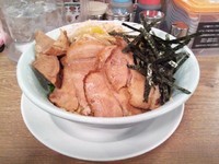 「汁無し豚野郎ラーメン（950円）+ニンニク・背脂増し（無料）」@野郎ラーメン 菊川店の写真