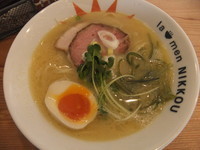 「鶏白湯（塩）（750円）」@ラーメン にっこうの写真