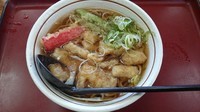 「とり皮天ぷらそば」@山田うどん食堂 高崎インター店の写真