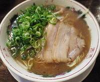「希望軒とんこつラーメン　７８０円」@希望軒 新宿三丁目店の写真