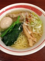 「鶏そば塩  860円」@餃子 麺 空海 浜松町店の写真