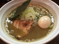 「【限定】特濃鶏白湯煮干し850円」@麺や 飛来の写真