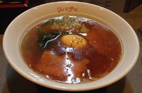 「角煮玉子メン＋半ライス(880円＋130円)」@中華そば リバティの写真