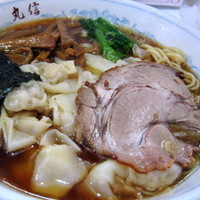 「ワンタンメン 810円」@中華そば 丸信の写真