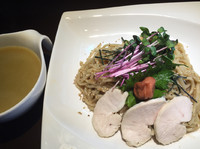 「【期間限定】梅和えつけ麺900円」@麺屋三一五の写真