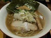 「醤油ラーメン(大盛)」@めん屋 写楽の写真
