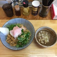 「煮干しつけ麺 大盛 880円」@中華そば よしかわの写真