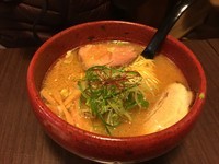 「酒かすのらーめん」@梅花亭の写真