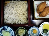 「もり+いなり寿司2ヶ 650円」@更科丸屋の写真