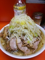 「小ダブル野菜ニン・・・( ノД`)…」@ラーメン二郎 神田神保町店の写真