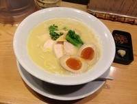 「鶏白湯SOBA、並、味玉。」@銀座 篝の写真