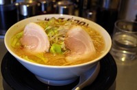 「ガッツ系ラーメン(ニンニク・アブラ多め)７００円」@麺屋ZERO1 蕨東口店の写真