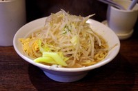 「ガッツリラーメン(ニンニク)650円」@伝家 志木店の写真