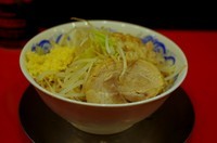 「ラーメン(ニンニク・アブラ)700円」@ジャンクガレッジ 大宮駅前店の写真
