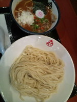 「辛いつけ麺」@つけめん 玉 ラゾーナ川崎プラザ店の写真