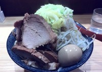 「特製背脂野菜らあめん（こってり・背脂半分・にんにく）」@中華蕎麦 つけ麺 五味五香の写真