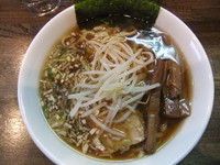 「ラーメン（700円）」@小田原ラーメン 郁 秦野店の写真