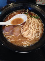 「ラーメン油多め 粉おとし(550円)+替え玉粉おとし(100円)」@神龍の写真