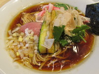 「鶏SOBA　「850円」」@むぎとオリーブ マーチエキュート神田万世橋店の写真