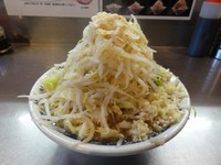 「ラーメン　680円　野菜マシ　ニンニク　脂」@らーめん大 蒲田店の写真
