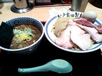 「濃厚特製つけ麺（1050円）+大盛（100円）」@松戸富田製麺 ららぽーとTOKYO-BAY店の写真