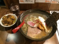 「特にぼ中華そば+ミニ玉味噌ごはん／￥720+100」@in EZO 本店の写真