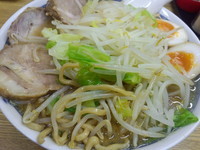 「ラーメン(750円)＋豚＋味玉」@ラーメン アカリケンの写真