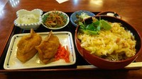 「いなりかき揚げそばセット 850円」@そば処 けやきの写真