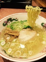 「塩ラーメン¥480」@ラーメン王の写真