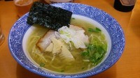 「淡麗鶏そば＋ウーロンハイ」@麺匠 清兵衛の写真