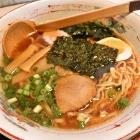 「喜多方ラーメン＋餃子(350円＋200円)」@喜多方ラーメンの写真