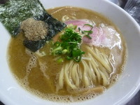 「【限定】濃厚鶏煮干醤油らーめん」@らーめん えんやの写真