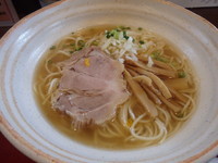 「塩らーめん　並(730円)」@麺屋むどうの写真