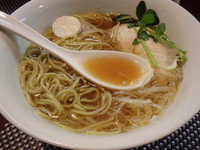 「アグー豚の醤油ラーメン：800円」@BumBunBlauCafe with BeeHiveの写真