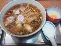 「中華麺＋生卵（1130円）」@永福町大勝軒の写真